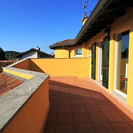 Signorile Vicino Al Maggiore